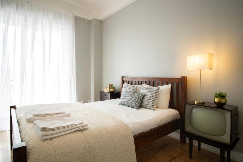 Sunny 4 Bedroom Apartment - With View Coimbra Bagian luar foto