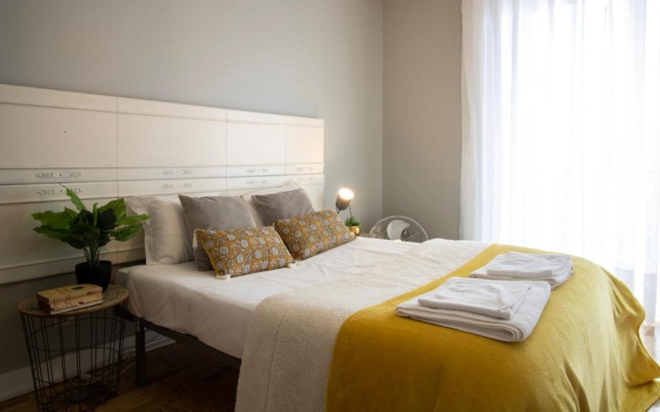 Sunny 4 Bedroom Apartment - With View Coimbra Bagian luar foto